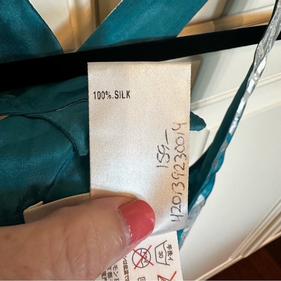 Chloe France Designer Women’s Silk Metallic Blouse Tank Aqua Fresh L7661 EU 36 4 - Picture 3 of 9